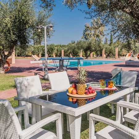 Astarte Villas - Istar Villa With Tennis Court Makhairádhon Exterior photo